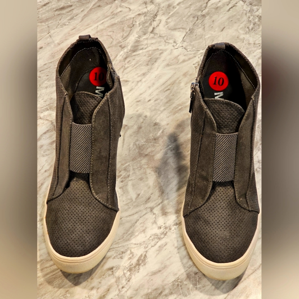 MIA Hidden Wedges - Picture 2 of 6